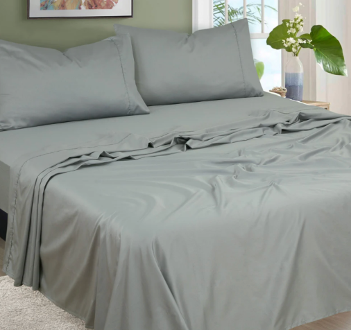Cotton vs Flannel Sheets