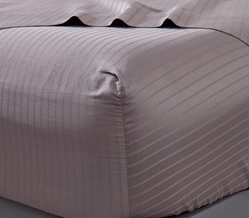 600 Thread Count Jacquard Tuxedo Stripe 100% Cotton Sheet Set (Copy).