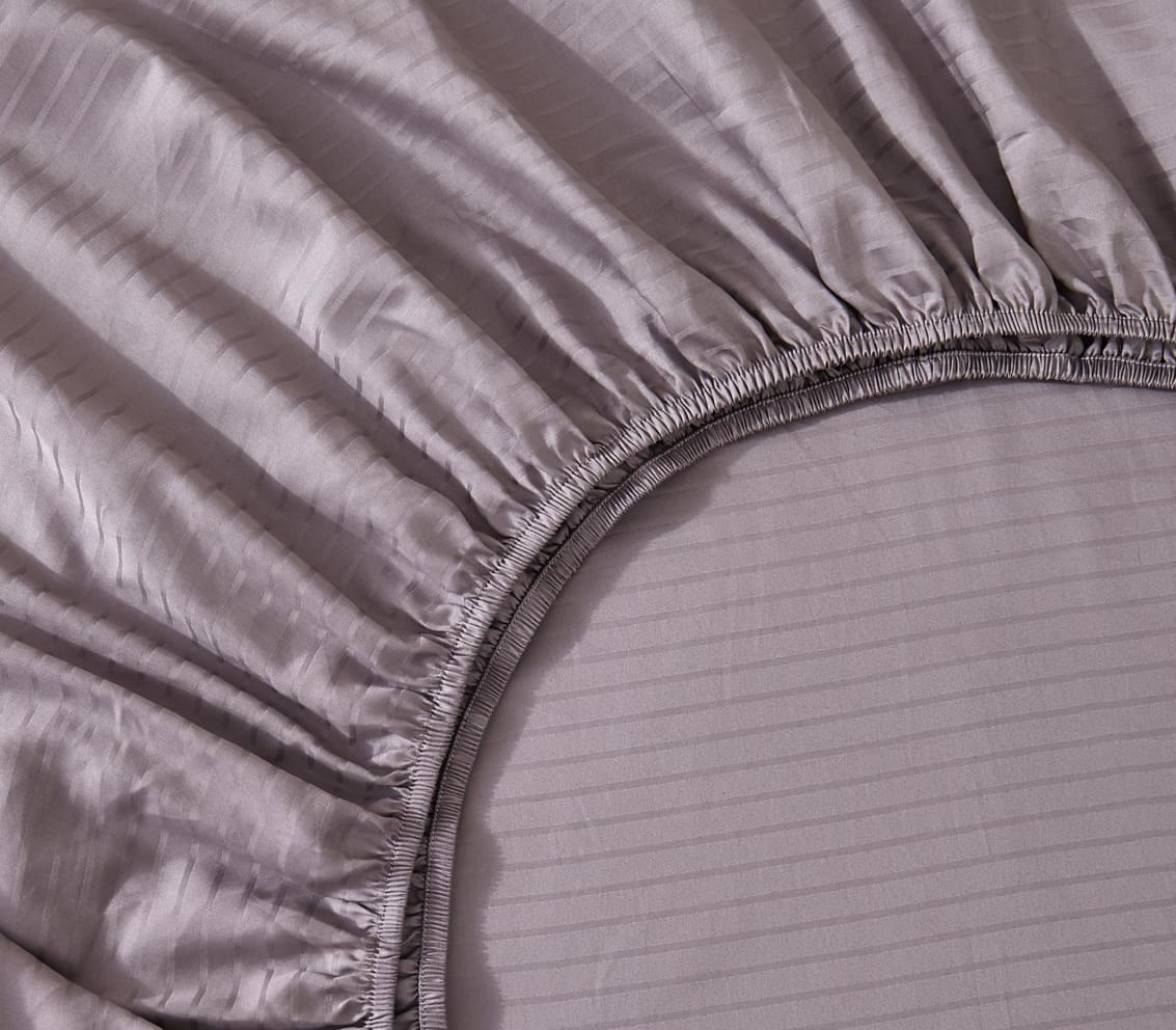 600 Thread Count Jacquard Tuxedo Stripe 100% Cotton Sheet Set (Copy).