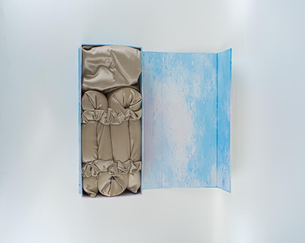 Hug Me Silk Gift Set - New Season Naturally Yours