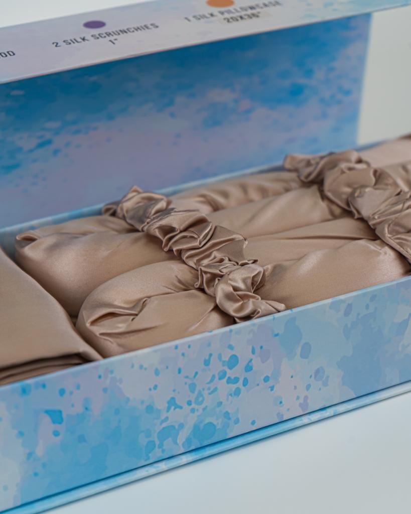 Hug Me Silk Gift Set - New Season Naturally Yours