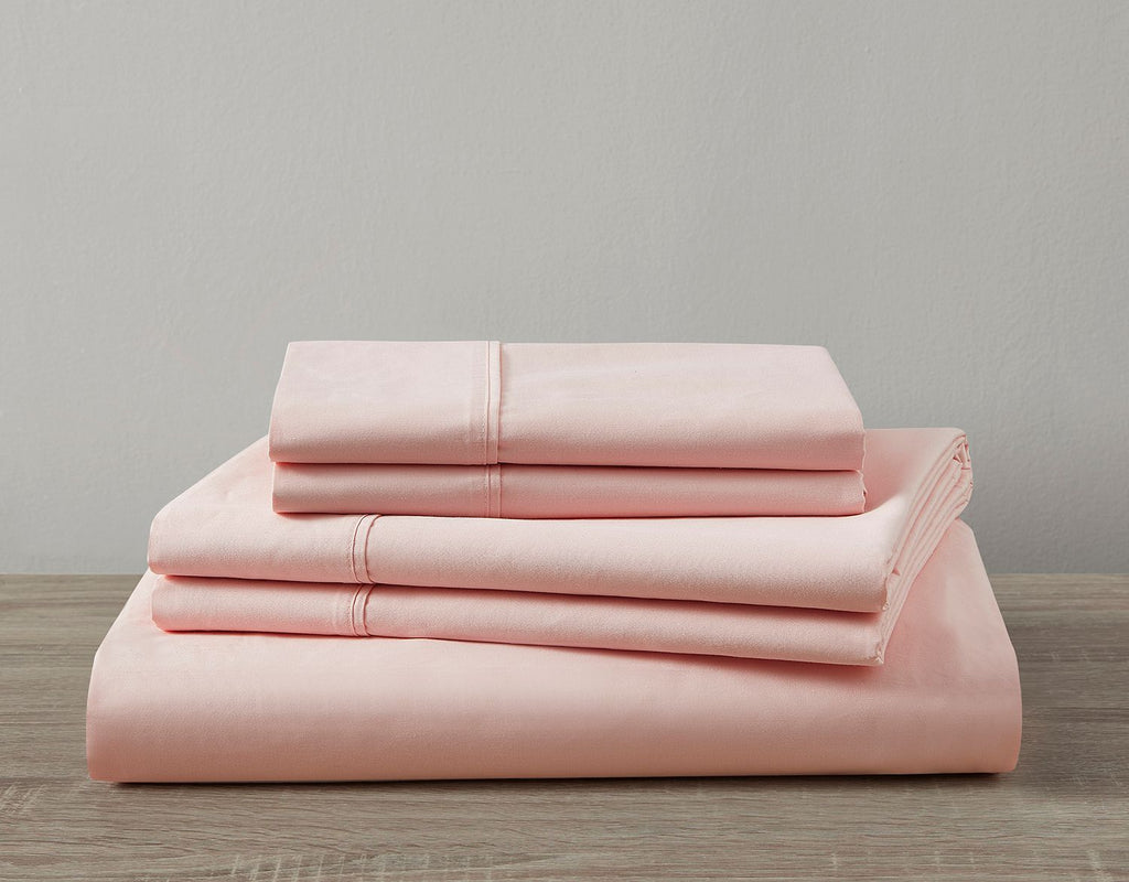 600 Thread Count Cotton Gossamer Pink Bed Sheet Set Folded