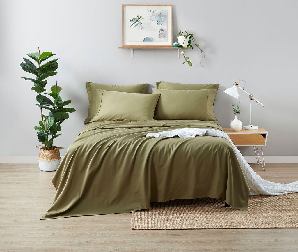 600 Thread Count Cotton Olive Green Bed Sheet Set