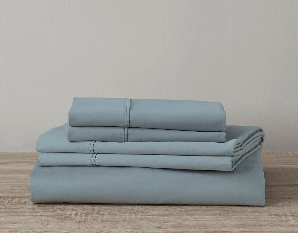 600 Thread Count Cotton Light Grey Bed Sheet Set Folded